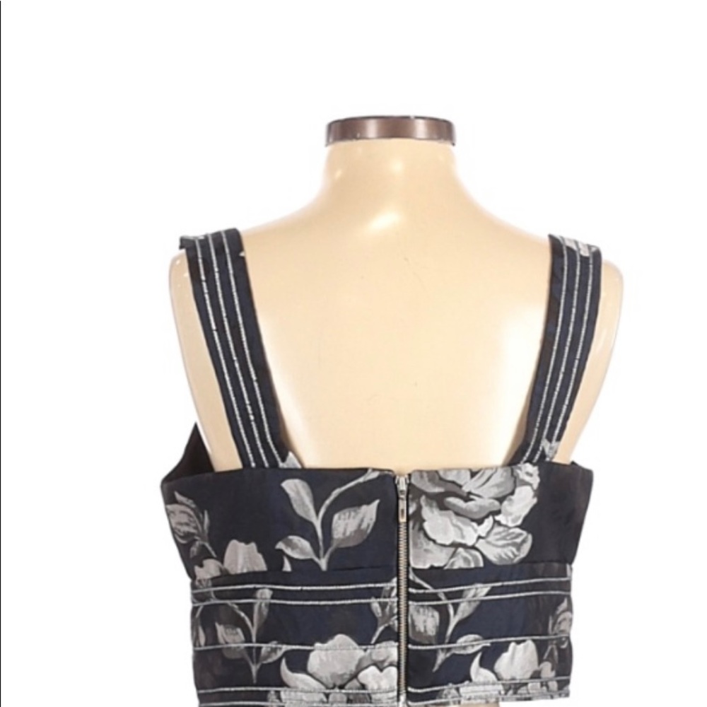 ABS Allen Schwartz cute crop top